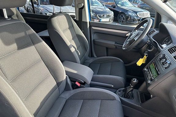 Volkswagen Touran 13 of 22