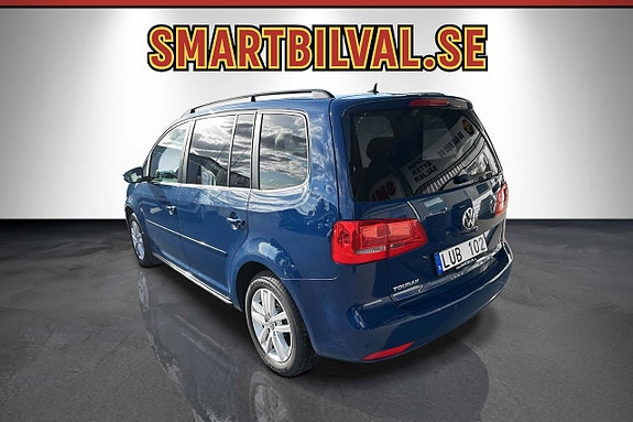 Volkswagen Touran 5 of 22