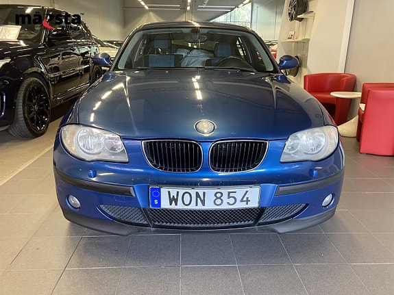 BMW 116i 5 of 15