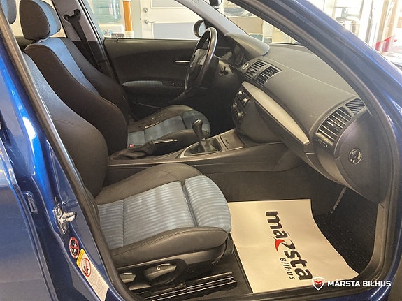 BMW 116i 7 of 15