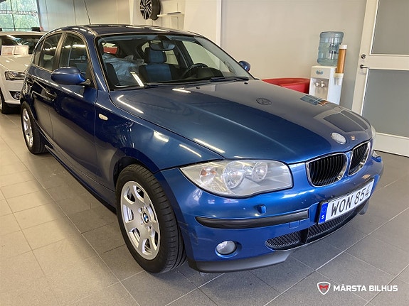 BMW 116i 2 of 15
