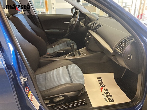 BMW 116i 7 of 15