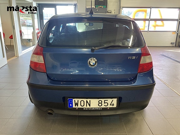 BMW 116i 6 of 15