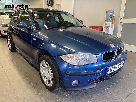 BMW 116i 2 of 15