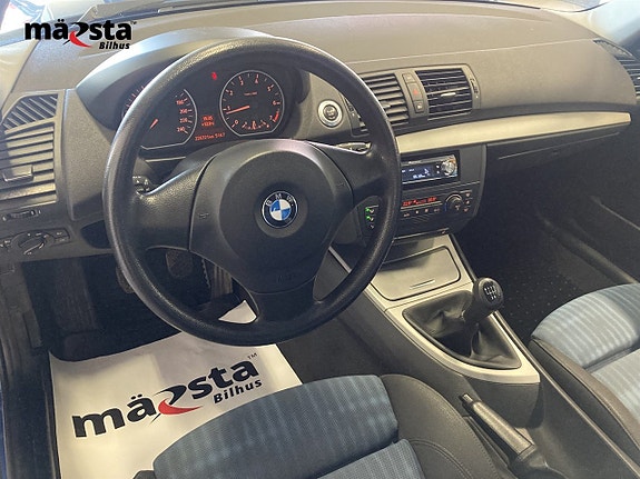 BMW 116i 10 of 15