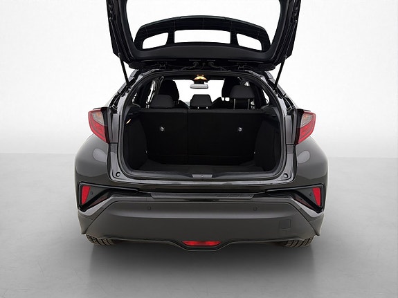 Toyota C-HR 27 of 27