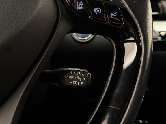 Toyota C-HR 17 of 27