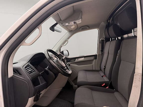 Volkswagen Transporter 15 of 29