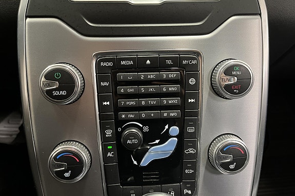 Volvo V70 24 of 25