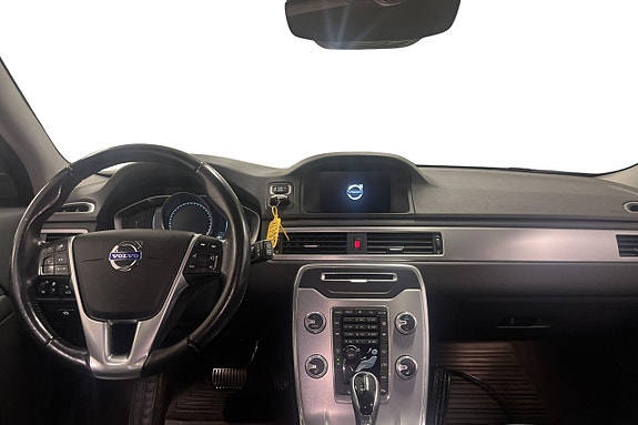 Volvo V70 12 of 25