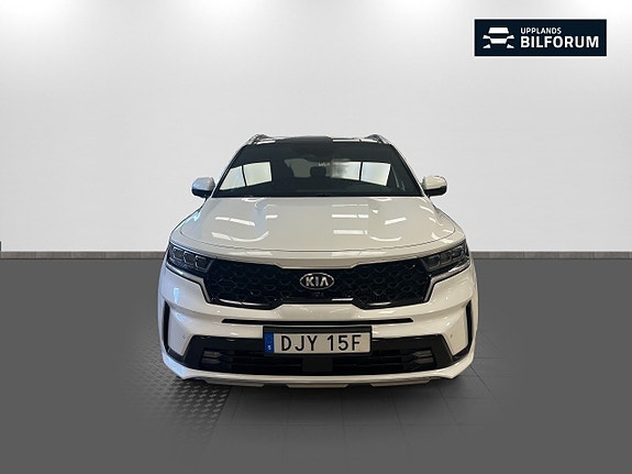 Kia Sorento 2 of 20