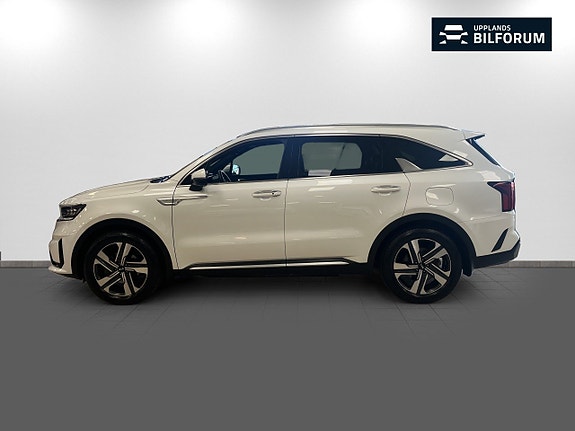 Kia Sorento 4 of 20