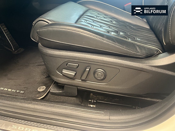 Kia Sorento 17 of 20