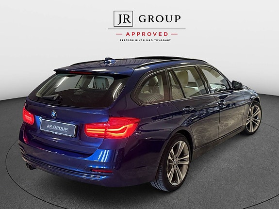 BMW 330i 6 of 13