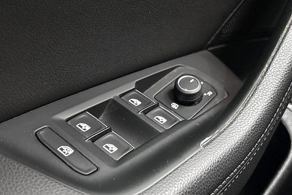 Volkswagen Passat Alltrack 18 of 18