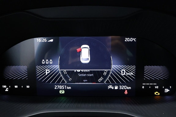 Skoda Karoq 8 of 17