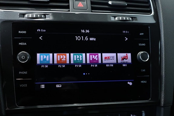 Volkswagen Golf Alltrack 9 of 18