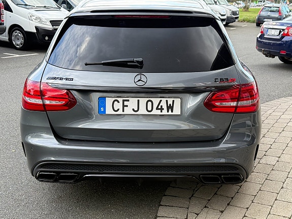 Mercedes-Benz AMG GT Black Series 5 of 13