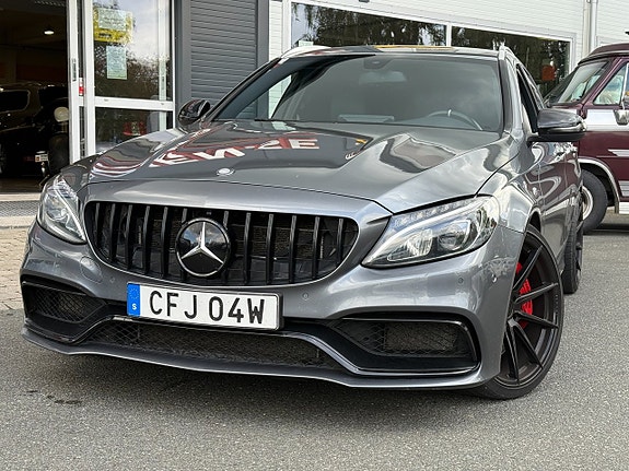 Mercedes-Benz AMG GT Black Series 2 of 13