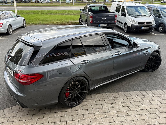 Mercedes-Benz AMG GT Black Series 4 of 13