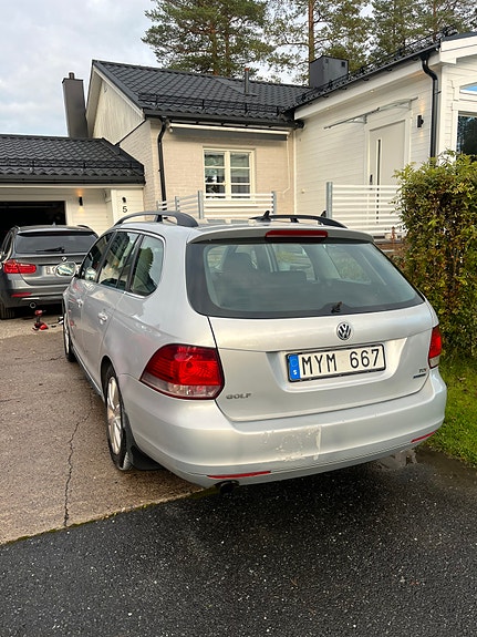 Volkswagen Golf VI 2 of 6