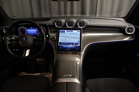 Mercedes-Benz GLC220 d 17 of 29