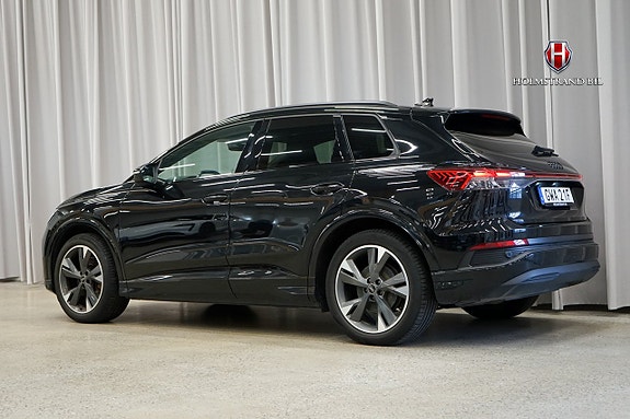 Audi Q4 e-tron 5 of 24