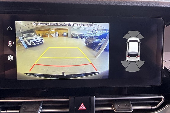 Kia Niro 11 of 25
