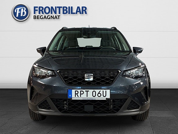 Seat Arona 2 of 23