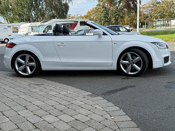 Audi TT 3 of 14