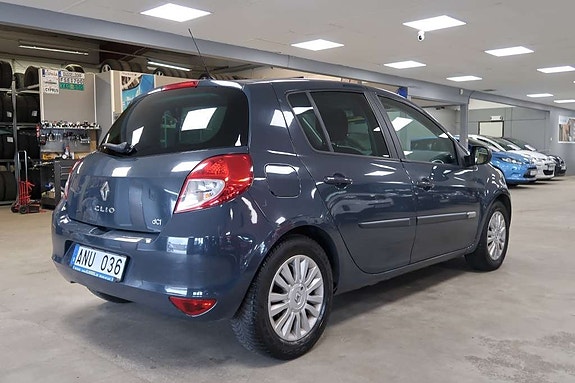 Renault Clio 6 of 11