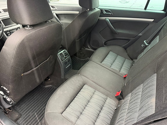 Skoda Octavia 7 of 8