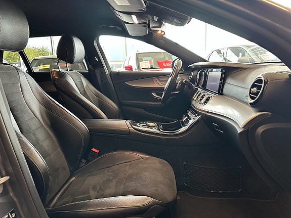 Mercedes-Benz E220 d 11 of 16