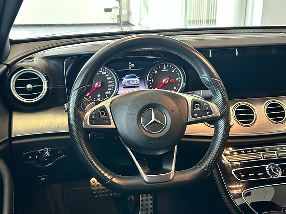 Mercedes-Benz E220 d 9 of 16