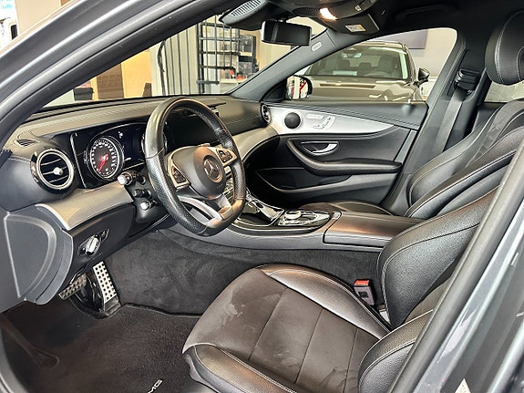 Mercedes-Benz E220 d 7 of 16