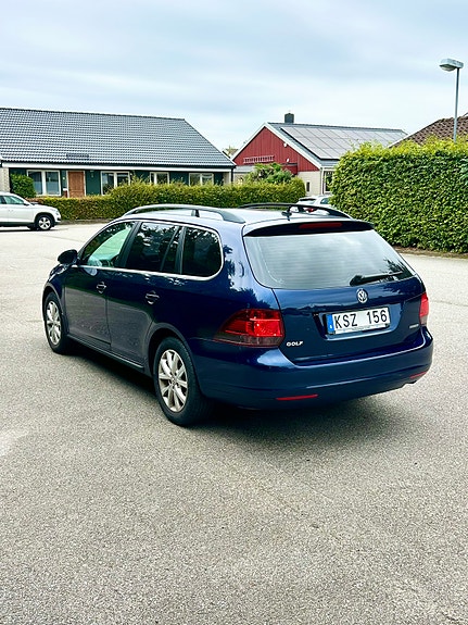 Volkswagen Golf VI 2 of 8