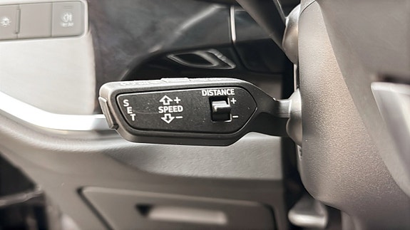Audi Q3 15 of 27