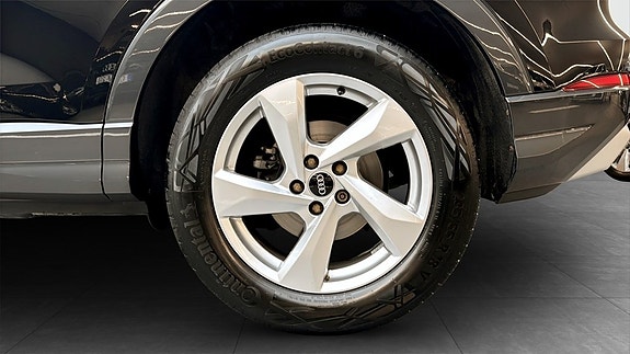 Audi Q3 21 of 27