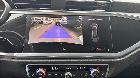 Audi Q3 27 of 27