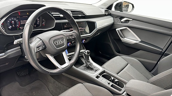 Audi Q3 7 of 27