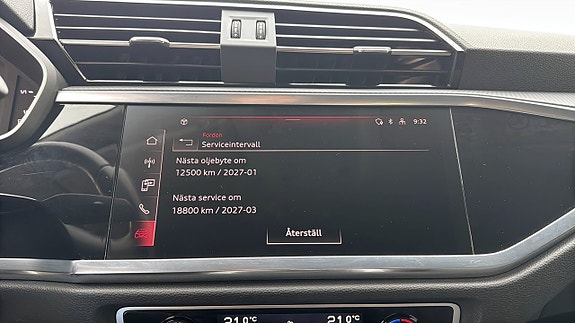 Audi Q3 18 of 27