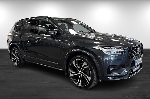 Volvo XC90 3 of 16