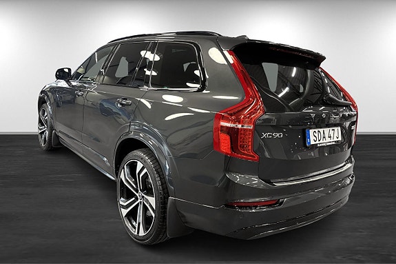 Volvo XC90 6 of 16