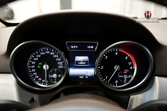 Mercedes-Benz ML350 13 of 22