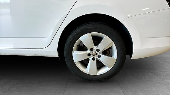 Skoda Fabia 6 of 12