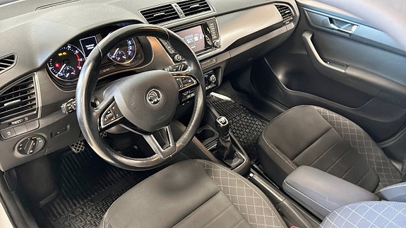 Skoda Fabia 7 of 12
