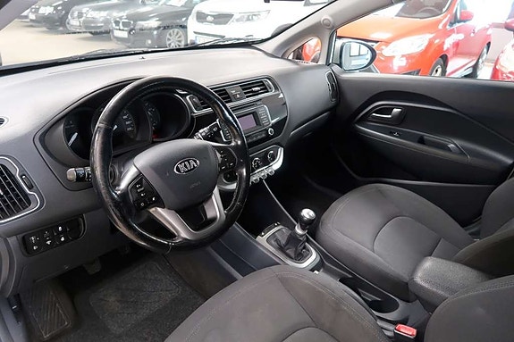 Kia Rio 10 of 10