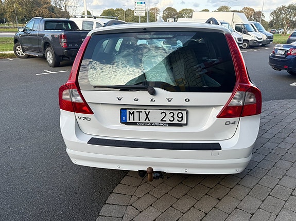 Volvo V70 5 of 15