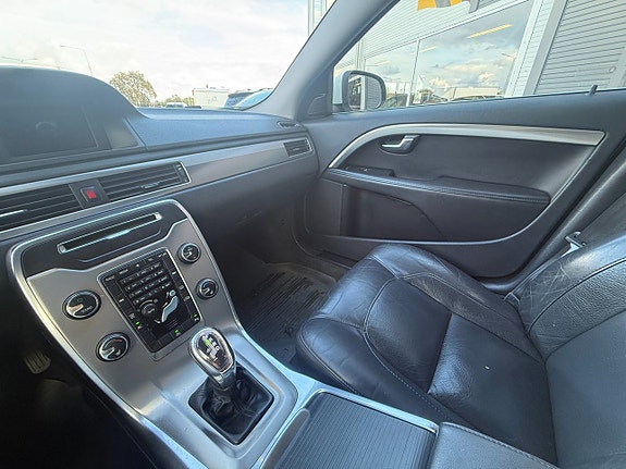 Volvo V70 15 of 15