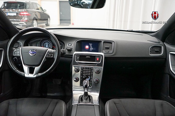 Volvo V60 12 of 24